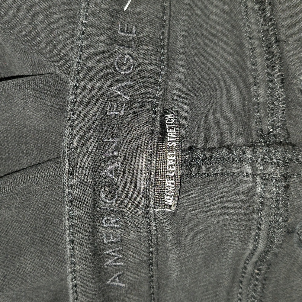 American Eagle High Rise Ripped Jeggings Size 4 - Picture 2 of 6